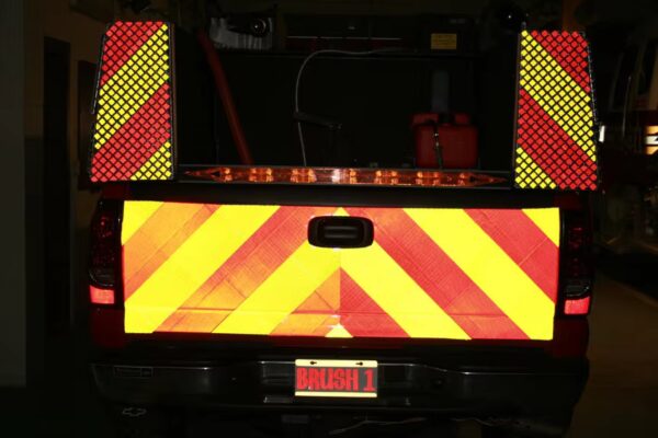 YITAPE Diamond Grade Super Ece 104r Dot C2 Vinyl Pvc Safety Honeycomb Adhesive Vehicle Reflective Tape for Truck - 图片 6